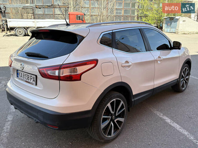 Белый Ниссан Кашкай, объемом двигателя 1.6 л и пробегом 155 тыс. км за 14999 $, фото 9 на Automoto.ua