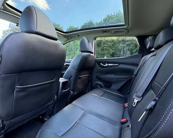 Білий Ніссан Кашкай, об'ємом двигуна 1.6 л та пробігом 197 тис. км за 17000 $, фото 22 на Automoto.ua