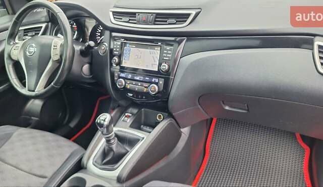 Белый Ниссан Кашкай, объемом двигателя 1.5 л и пробегом 134 тыс. км за 14900 $, фото 80 на Automoto.ua