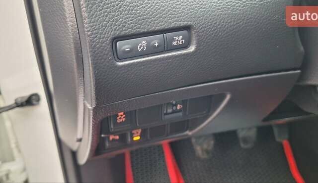 Белый Ниссан Кашкай, объемом двигателя 1.5 л и пробегом 134 тыс. км за 14900 $, фото 69 на Automoto.ua