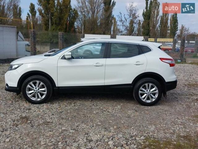 Білий Ніссан Кашкай, об'ємом двигуна 1.6 л та пробігом 143 тис. км за 16000 $, фото 6 на Automoto.ua