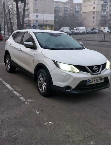 Білий Ніссан Кашкай, об'ємом двигуна 1.2 л та пробігом 145 тис. км за 14200 $, фото 3 на Automoto.ua