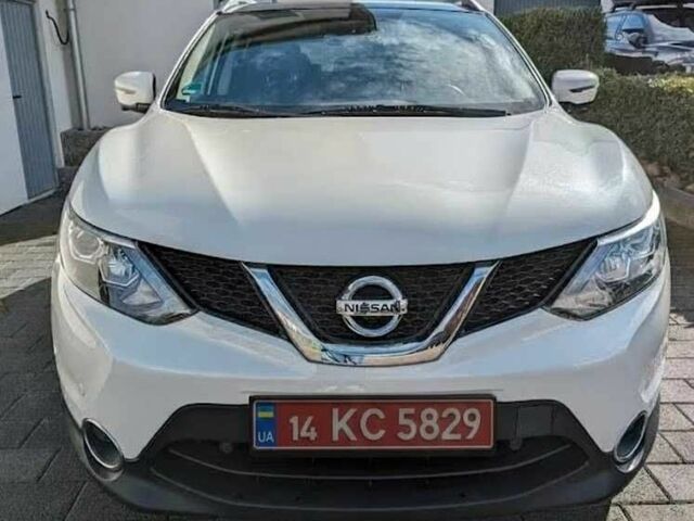Белый Ниссан Кашкай, объемом двигателя 1.6 л и пробегом 167 тыс. км за 12999 $, фото 1 на Automoto.ua