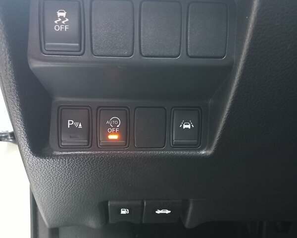 Білий Ніссан Кашкай, об'ємом двигуна 1.5 л та пробігом 229 тис. км за 15800 $, фото 44 на Automoto.ua