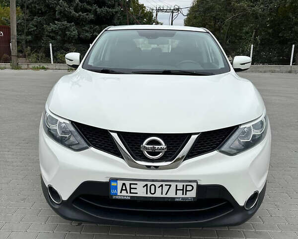 Білий Ніссан Кашкай, об'ємом двигуна 1.6 л та пробігом 133 тис. км за 13700 $, фото 4 на Automoto.ua