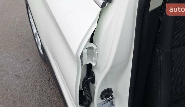 Белый Ниссан Кашкай, объемом двигателя 1.5 л и пробегом 134 тыс. км за 14900 $, фото 95 на Automoto.ua