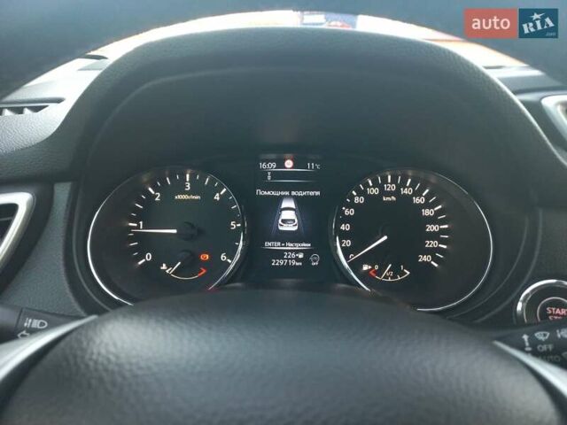 Білий Ніссан Кашкай, об'ємом двигуна 1.5 л та пробігом 229 тис. км за 15800 $, фото 52 на Automoto.ua