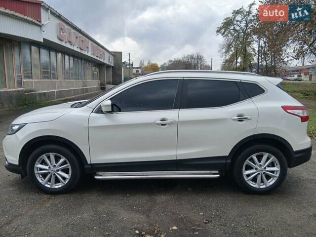 Белый Ниссан Кашкай, объемом двигателя 1.6 л и пробегом 175 тыс. км за 14800 $, фото 9 на Automoto.ua