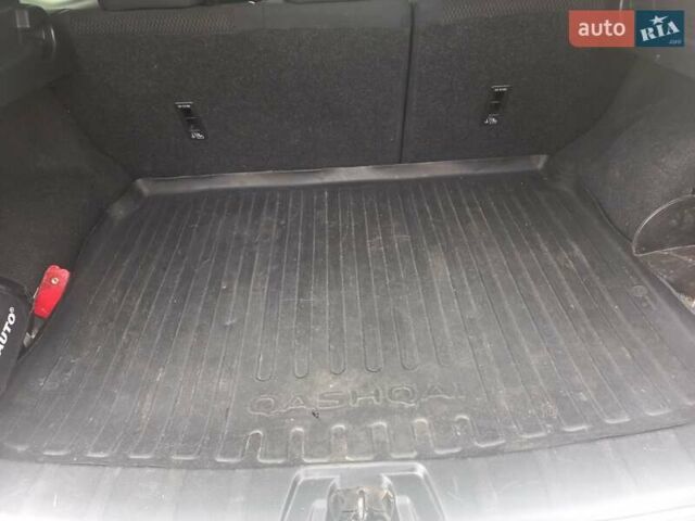 Білий Ніссан Кашкай, об'ємом двигуна 1.2 л та пробігом 117 тис. км за 13500 $, фото 13 на Automoto.ua