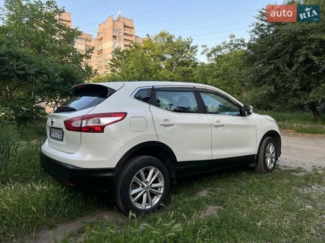 Білий Ніссан Кашкай, об'ємом двигуна 1.2 л та пробігом 175 тис. км за 12200 $, фото 4 на Automoto.ua