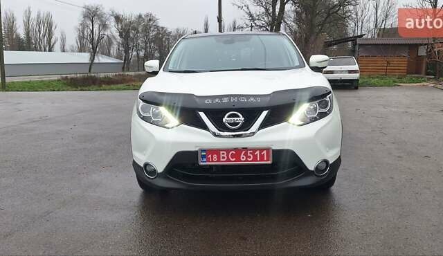 Белый Ниссан Кашкай, объемом двигателя 1.5 л и пробегом 134 тыс. км за 14900 $, фото 1 на Automoto.ua