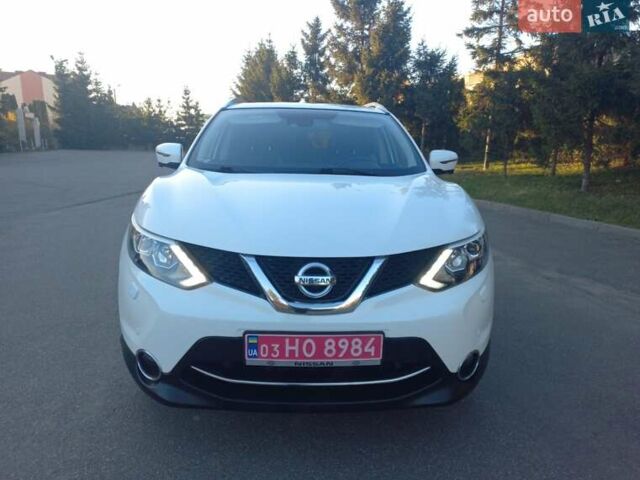Білий Ніссан Кашкай, об'ємом двигуна 1.5 л та пробігом 229 тис. км за 15800 $, фото 4 на Automoto.ua