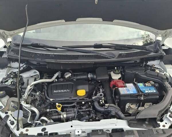 Білий Ніссан Кашкай, об'ємом двигуна 1.6 л та пробігом 280 тис. км за 15200 $, фото 17 на Automoto.ua