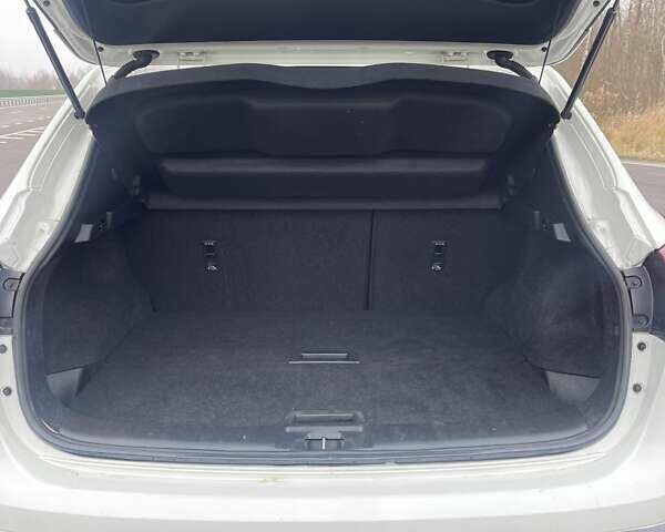 Белый Ниссан Кашкай, объемом двигателя 1.5 л и пробегом 190 тыс. км за 15999 $, фото 29 на Automoto.ua