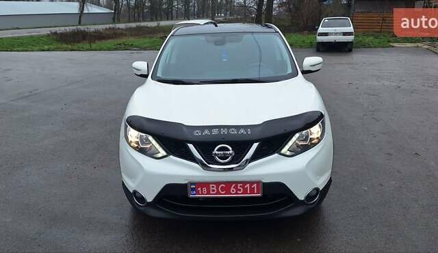 Белый Ниссан Кашкай, объемом двигателя 1.5 л и пробегом 134 тыс. км за 14900 $, фото 34 на Automoto.ua