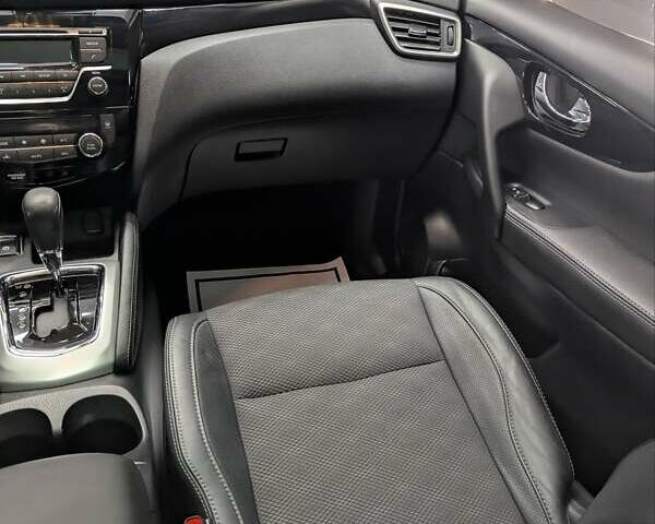 Ніссан Кашкай 2015 у Тернополі на Automoto.ua Білий Ніссан Кашкай, об'ємом двигуна 1.6 л та пробігом 73 тис. км за 16700 $, фото 30 на Automoto.ua