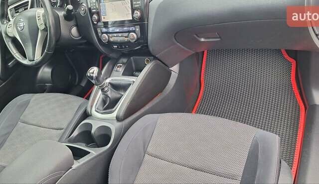 Белый Ниссан Кашкай, объемом двигателя 1.5 л и пробегом 134 тыс. км за 14900 $, фото 74 на Automoto.ua