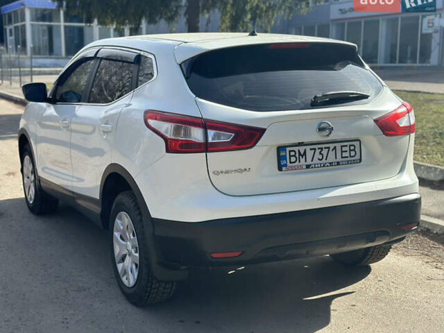 Белый Ниссан Кашкай, объемом двигателя 1.2 л и пробегом 100 тыс. км за 13550 $, фото 10 на Automoto.ua