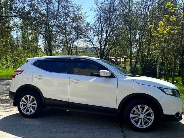 Білий Ніссан Кашкай, об'ємом двигуна 1.2 л та пробігом 89 тис. км за 13500 $, фото 1 на Automoto.ua