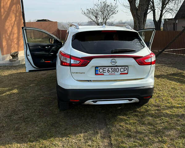 Белый Ниссан Кашкай, объемом двигателя 1.6 л и пробегом 92 тыс. км за 13900 $, фото 3 на Automoto.ua