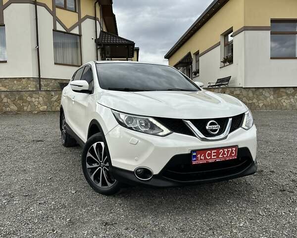 Белый Ниссан Кашкай, объемом двигателя 1.5 л и пробегом 230 тыс. км за 13990 $, фото 13 на Automoto.ua