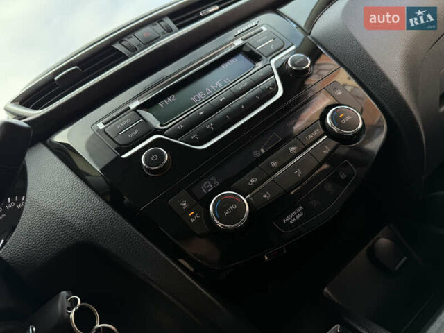 Білий Ніссан Кашкай, об'ємом двигуна 1.5 л та пробігом 110 тис. км за 13750 $, фото 40 на Automoto.ua