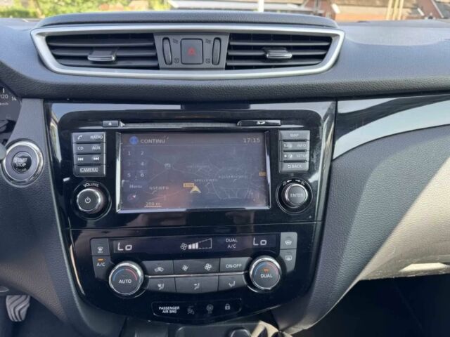 Білий Ніссан Кашкай, об'ємом двигуна 1.2 л та пробігом 77 тис. км за 8500 $, фото 9 на Automoto.ua