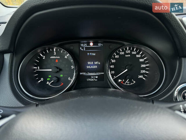 Белый Ниссан Кашкай, объемом двигателя 1.5 л и пробегом 179 тыс. км за 16900 $, фото 35 на Automoto.ua