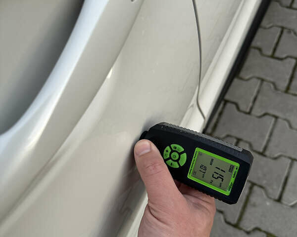 Белый Ниссан Кашкай, объемом двигателя 1.5 л и пробегом 179 тыс. км за 16900 $, фото 55 на Automoto.ua