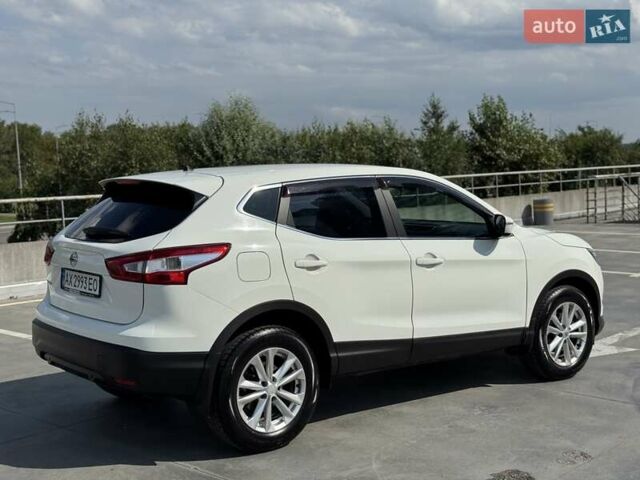 Білий Ніссан Кашкай, об'ємом двигуна 1.2 л та пробігом 128 тис. км за 12450 $, фото 13 на Automoto.ua