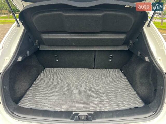 Белый Ниссан Кашкай, объемом двигателя 1.6 л и пробегом 87 тыс. км за 15500 $, фото 20 на Automoto.ua