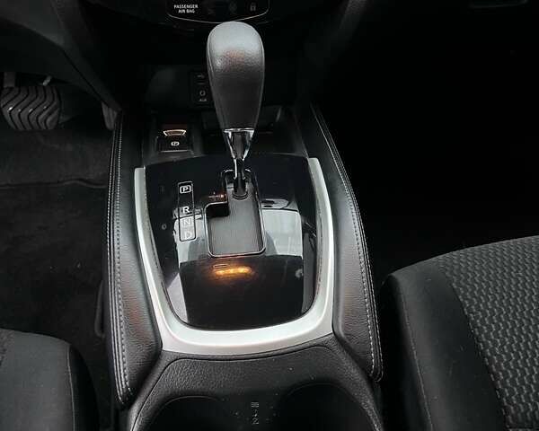 Білий Ніссан Кашкай, об'ємом двигуна 1.2 л та пробігом 116 тис. км за 14600 $, фото 10 на Automoto.ua