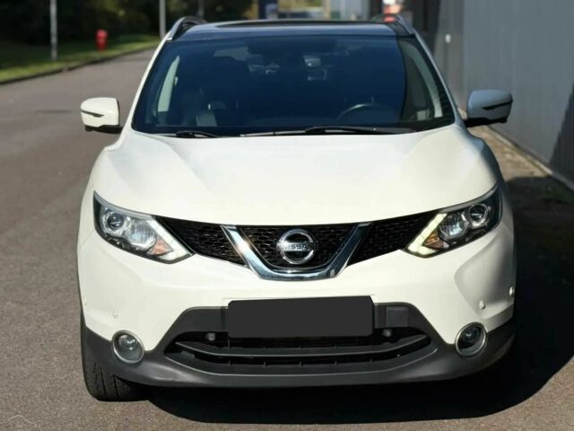 Белый Ниссан Кашкай, объемом двигателя 1.6 л и пробегом 77 тыс. км за 10200 $, фото 1 на Automoto.ua