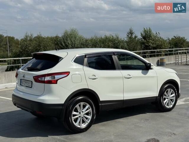 Білий Ніссан Кашкай, об'ємом двигуна 1.2 л та пробігом 128 тис. км за 12990 $, фото 12 на Automoto.ua