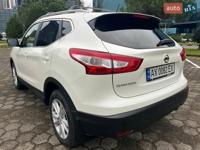 Белый Ниссан Кашкай, объемом двигателя 1.6 л и пробегом 87 тыс. км за 15500 $, фото 5 на Automoto.ua