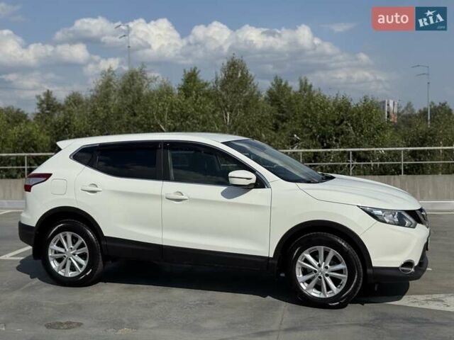 Білий Ніссан Кашкай, об'ємом двигуна 1.2 л та пробігом 128 тис. км за 13450 $, фото 9 на Automoto.ua