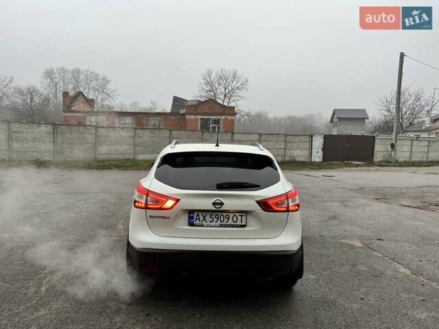 Белый Ниссан Кашкай, объемом двигателя 2 л и пробегом 175 тыс. км за 16800 $, фото 10 на Automoto.ua