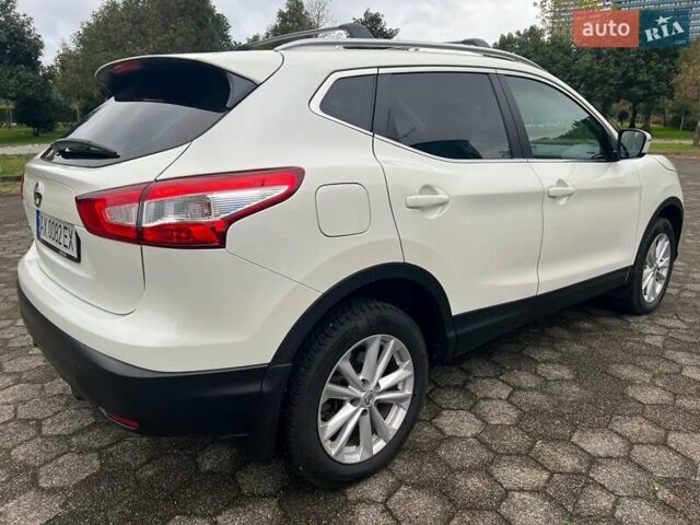 Белый Ниссан Кашкай, объемом двигателя 1.6 л и пробегом 87 тыс. км за 15500 $, фото 7 на Automoto.ua