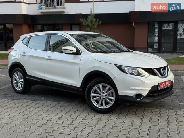 Белый Ниссан Кашкай, объемом двигателя 1.5 л и пробегом 198 тыс. км за 13899 $, фото 19 на Automoto.ua