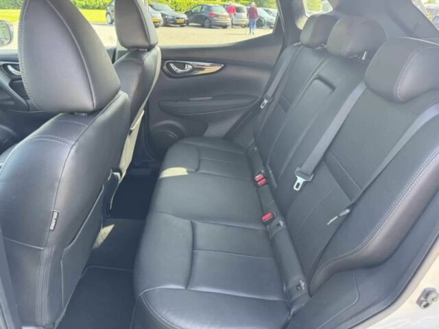 Білий Ніссан Кашкай, об'ємом двигуна 1.2 л та пробігом 77 тис. км за 8500 $, фото 11 на Automoto.ua