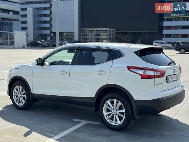 Білий Ніссан Кашкай, об'ємом двигуна 1.2 л та пробігом 128 тис. км за 12990 $, фото 19 на Automoto.ua