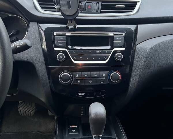 Білий Ніссан Кашкай, об'ємом двигуна 1.2 л та пробігом 116 тис. км за 14600 $, фото 11 на Automoto.ua