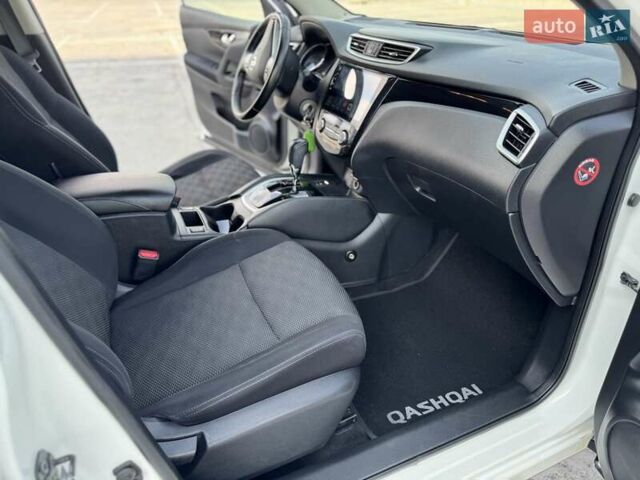 Білий Ніссан Кашкай, об'ємом двигуна 1.2 л та пробігом 128 тис. км за 13450 $, фото 34 на Automoto.ua