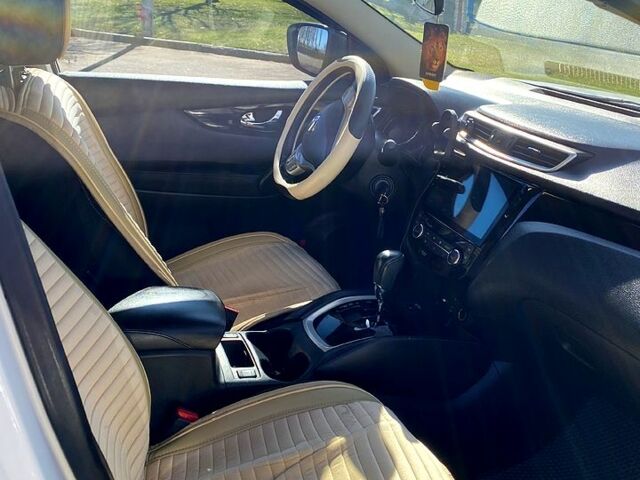 Білий Ніссан Кашкай, об'ємом двигуна 1.2 л та пробігом 89 тис. км за 13500 $, фото 6 на Automoto.ua
