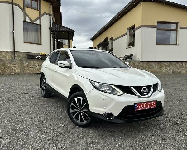 Белый Ниссан Кашкай, объемом двигателя 1.5 л и пробегом 230 тыс. км за 13990 $, фото 12 на Automoto.ua