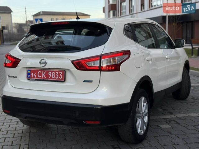 Белый Ниссан Кашкай, объемом двигателя 1.5 л и пробегом 198 тыс. км за 13899 $, фото 31 на Automoto.ua