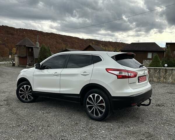 Белый Ниссан Кашкай, объемом двигателя 1.5 л и пробегом 230 тыс. км за 13990 $, фото 18 на Automoto.ua