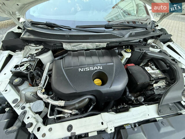 Белый Ниссан Кашкай, объемом двигателя 1.5 л и пробегом 198 тыс. км за 13899 $, фото 65 на Automoto.ua