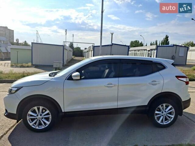 Білий Ніссан Кашкай, об'ємом двигуна 1.2 л та пробігом 165 тис. км за 12200 $, фото 3 на Automoto.ua