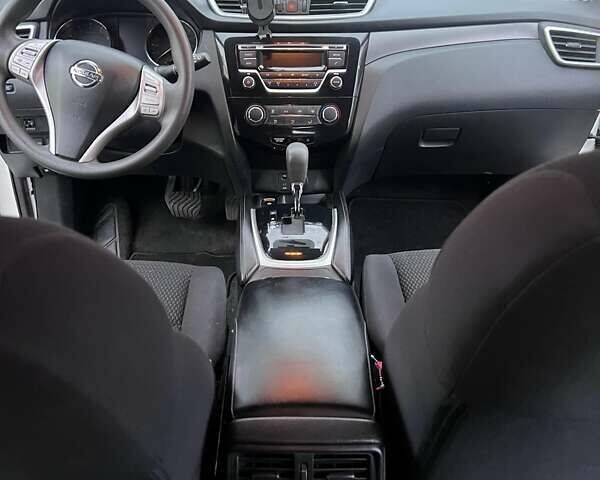 Білий Ніссан Кашкай, об'ємом двигуна 1.2 л та пробігом 116 тис. км за 14600 $, фото 16 на Automoto.ua